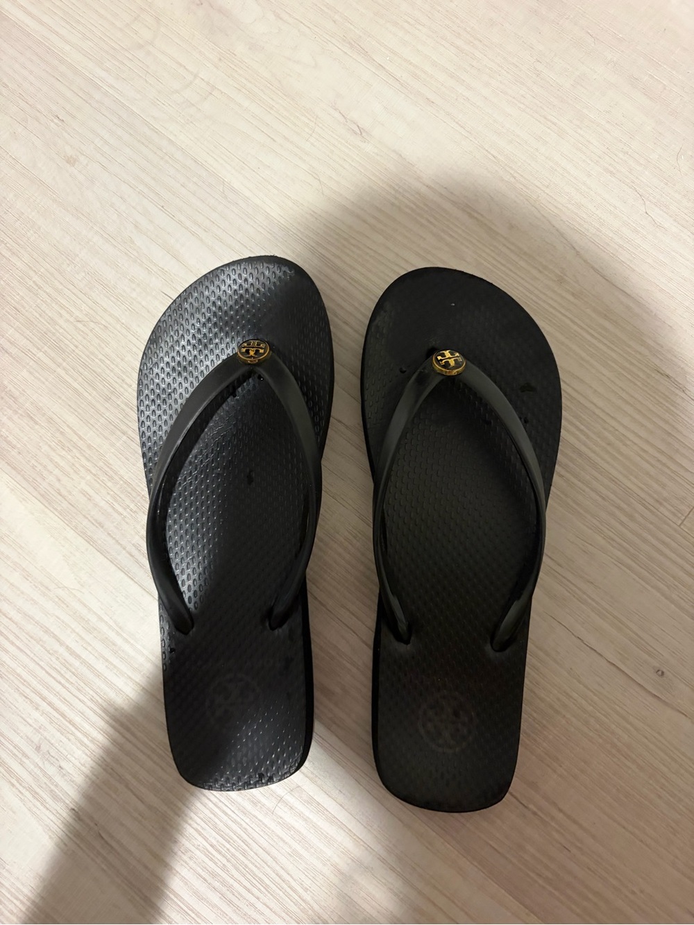Tory Burch women’s flip flops